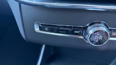 Volvo XC90 2.0 T8 406 PHEV Ultra Dark 5dr AWD Geartronic Estate